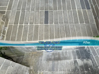 Close-up before and after photo of cleaned brick entry in Banbury Cross subdivision